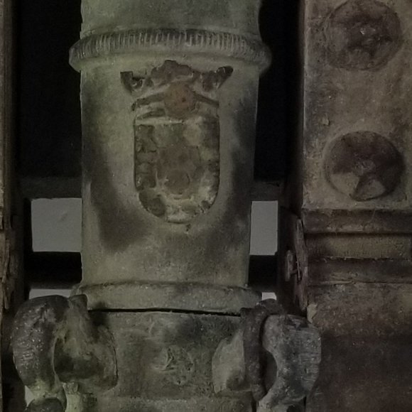 Vintage Spanish cannon replica wood base and copper cannon and steel studs - Picture 12 of 13